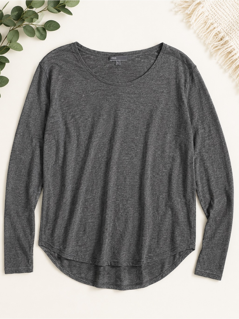 Vince Charcoal Gray Long Sleeve Scoop Neck High Low Tee L Soft Cashmere Feel